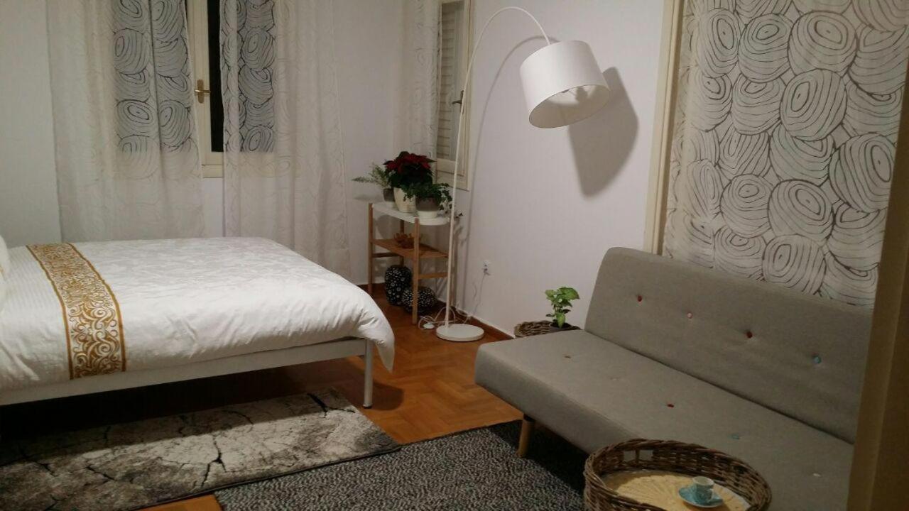 Rooms In Central Atenas Exterior foto